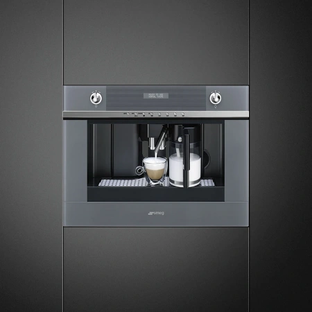 Встраиваемая кофемашина Smeg CMS4101S